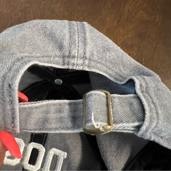 Dog Mom Embroidered Hats Caps Lot of 2 Gray Tan Casual - Picture 5 of 7